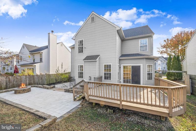 122 Farmbrook Ln, Hanover, MD 21076