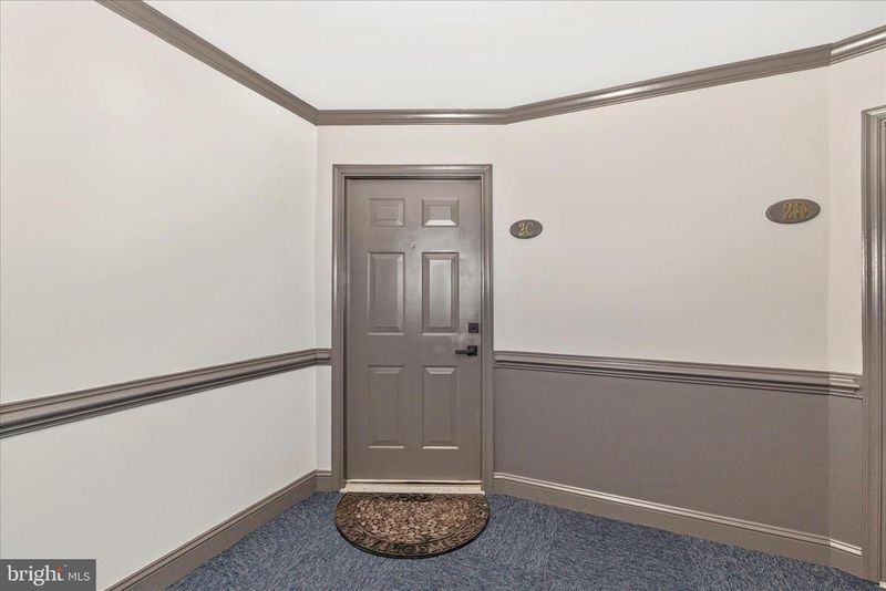2402 Dominion Dr, Frederick, MD 21702
