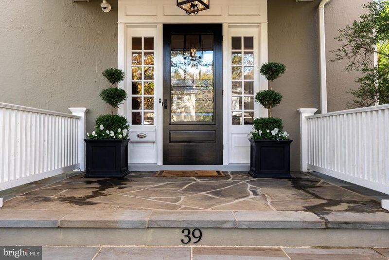 39 Southgate Ave, Annapolis, MD 21401