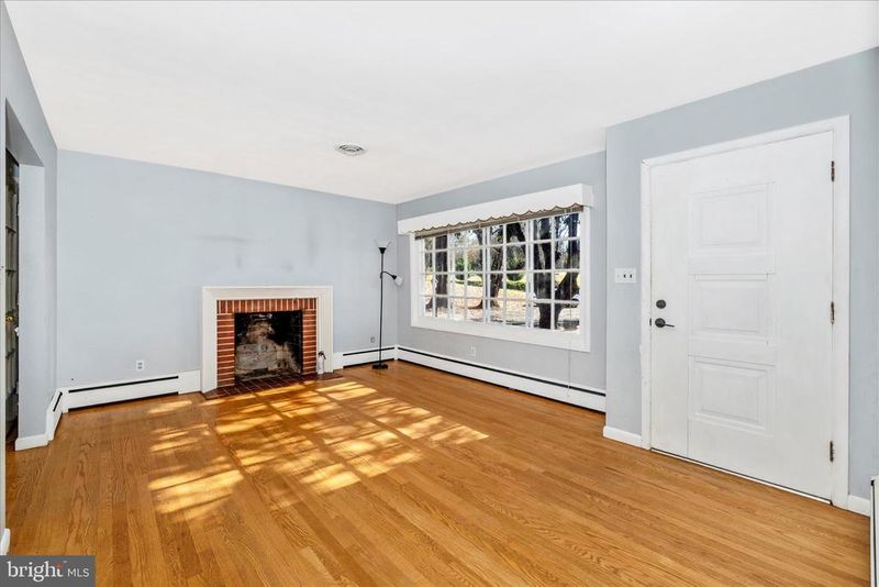 14449 Lewisdale Rd, Clarksburg, MD 20871