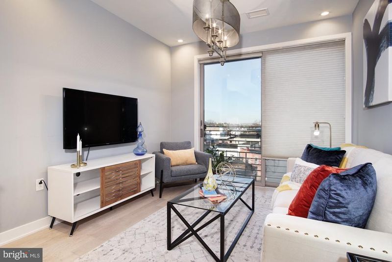 1350 Maryland Ave NE #314, Washington, DC 20002