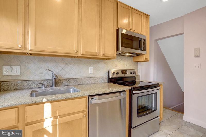 4326 36th St S, Arlington, VA 22206