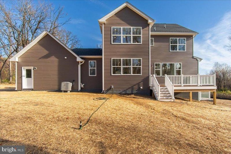 5417 Reeder Ln, Frederick, MD 21702