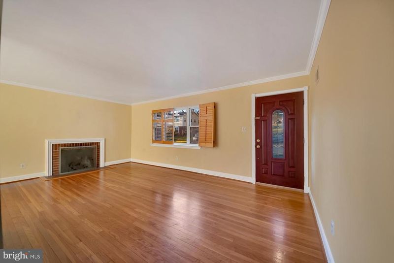 5448 22nd St N, Arlington, VA 22205