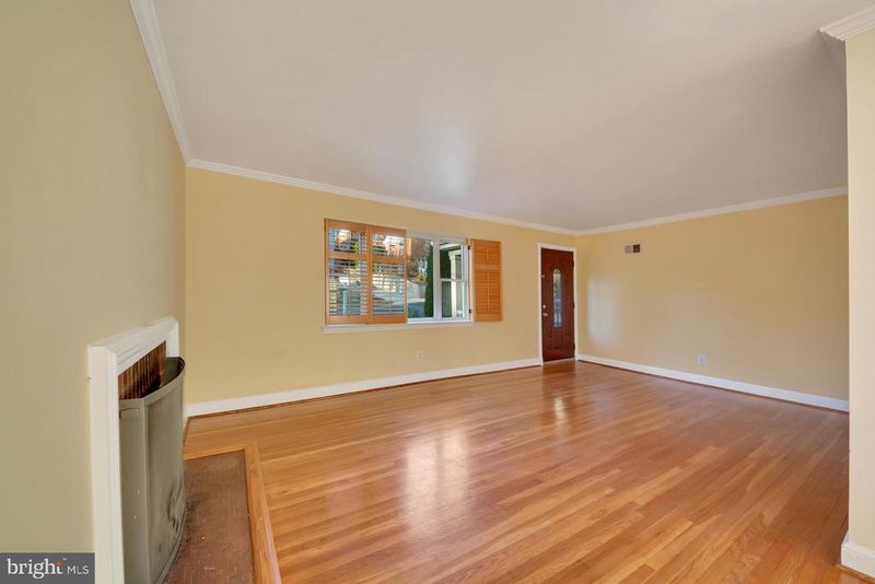 5448 22nd St N, Arlington, VA 22205