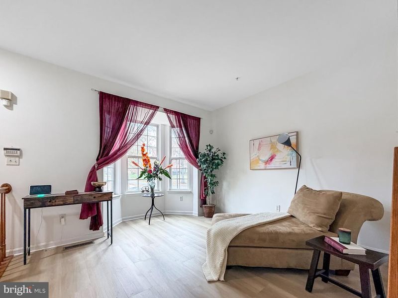 10020 Juniper Dr, Bowie, MD 20721