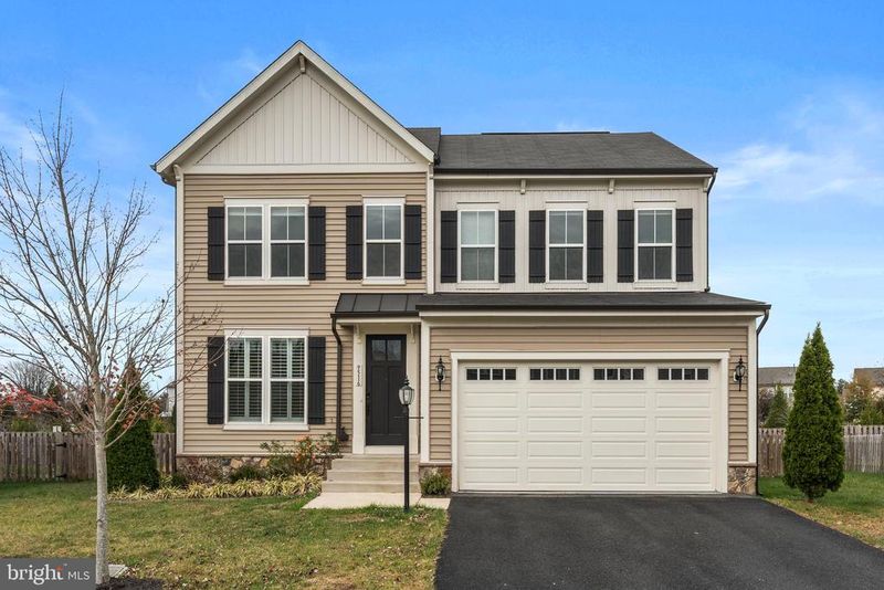 9516 Kimbleton Hall Loop, Manassas Park, VA 20111