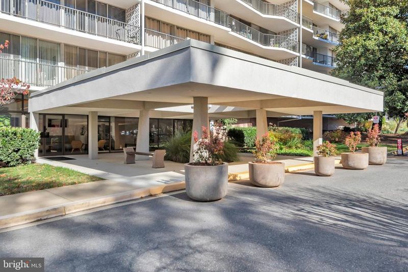 3333 University Blvd W #1008, Kensington, MD 20895