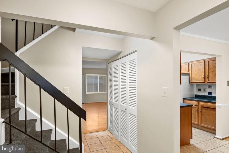 17500 Hoskinson Rd, Poolesville, MD 20837