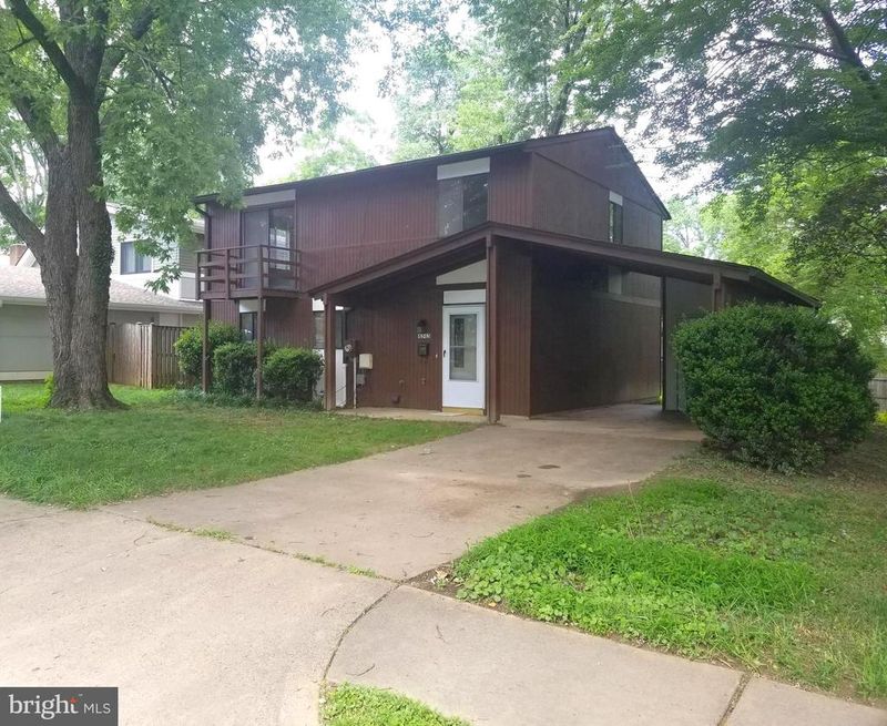 6363 11th Rd N, Arlington, VA 22205