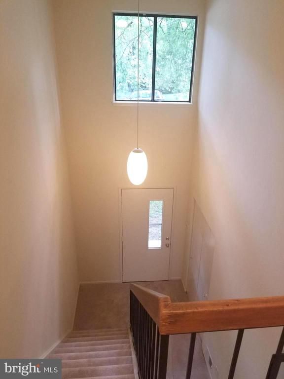 6363 11th Rd N, Arlington, VA 22205