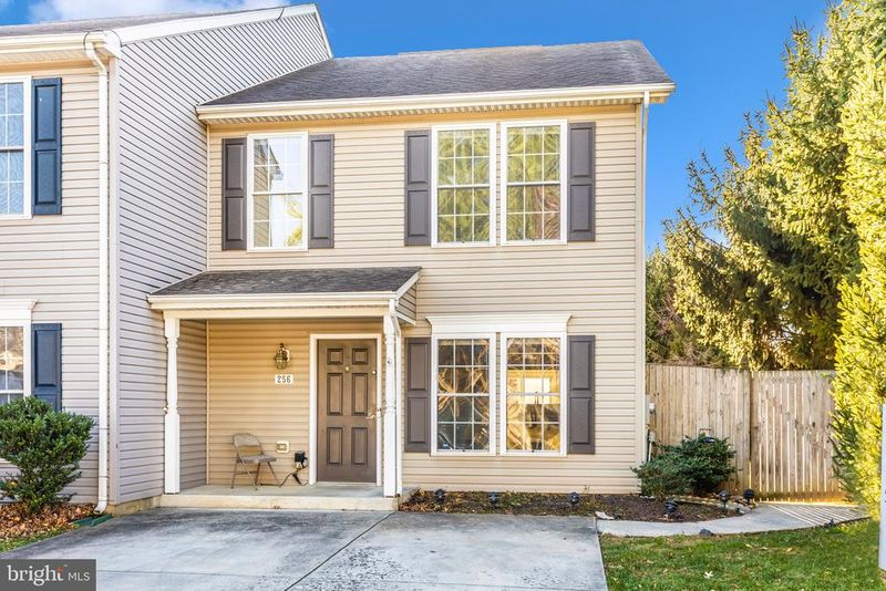 256 W 14th St, Frederick, MD 21701