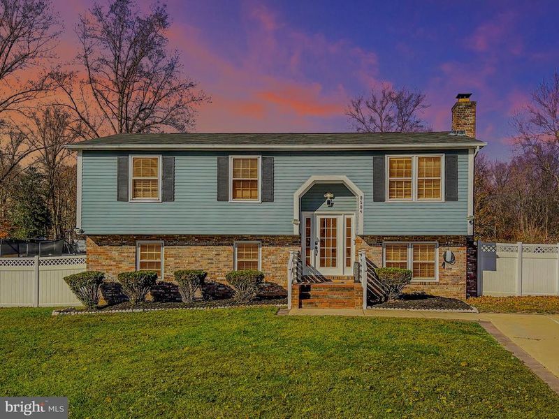 8504 Heatherwick Dr, Brandywine, MD 20613