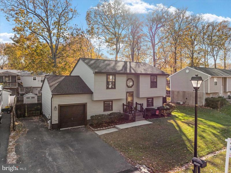 1215 Garret Ave, Churchton, MD 20733