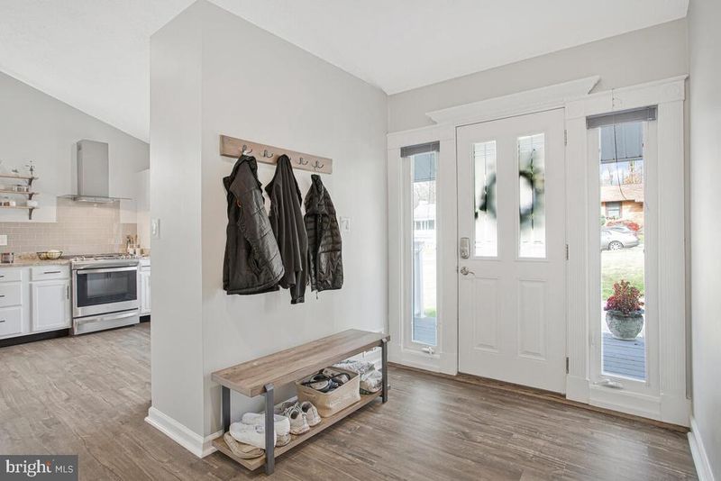 437 Kingwood Rd, Linthicum Heights, MD 21090