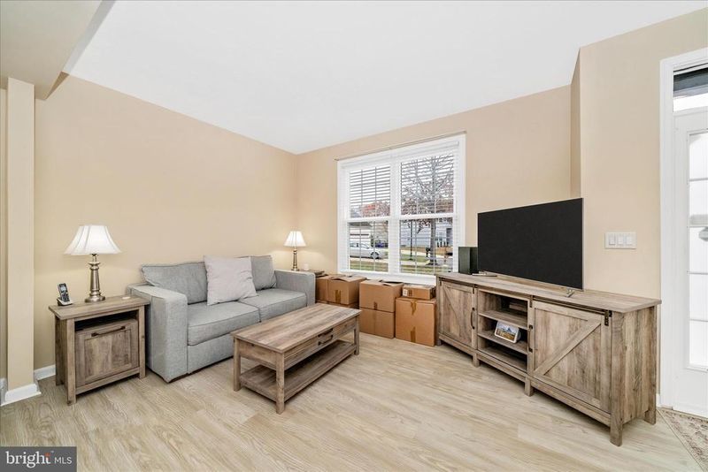4300 Eagle Trace Ct, Waldorf, MD 20602