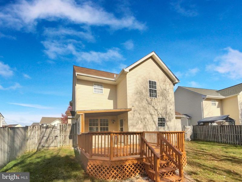 11367 Stony Cove Dr, Waldorf, MD 20601