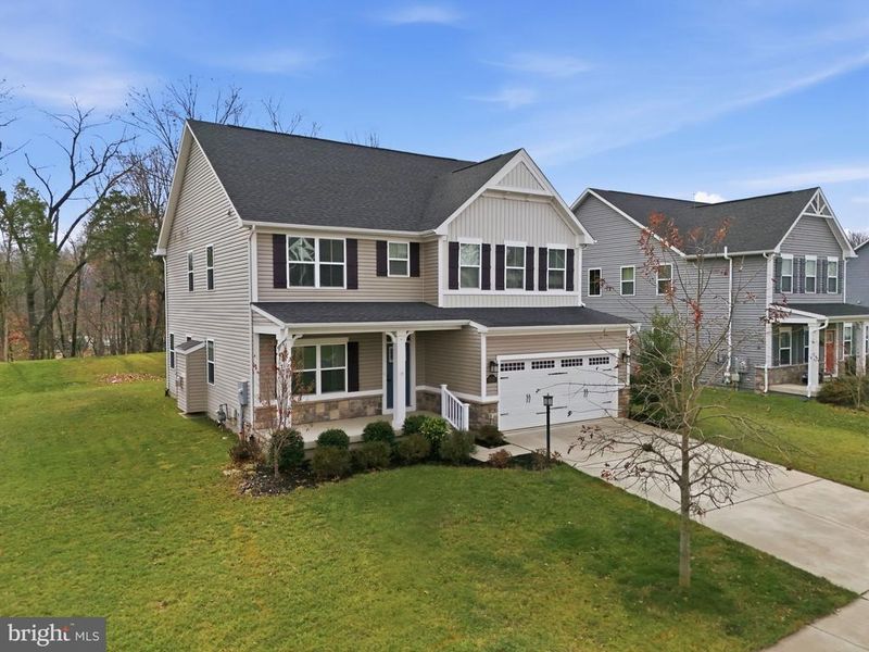 15117 Haymarket Landing Dr, Haymarket, VA 20169