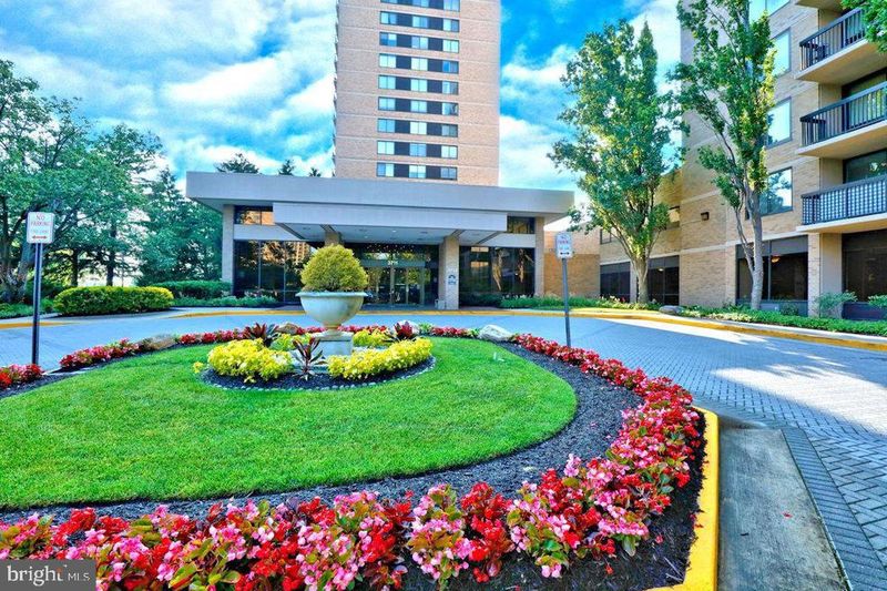 3709 S George Mason Dr #314, Falls Church, VA 22041