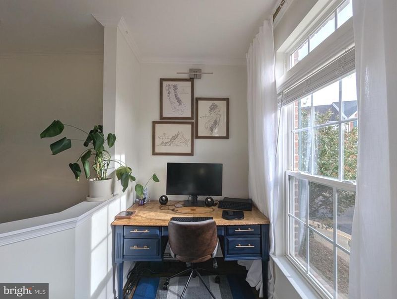 2922 Huntington Grove Sq, Alexandria, VA 22306