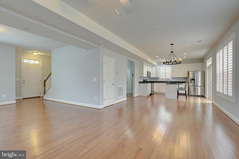 5952 Tyler Rd, Deale, MD 20751