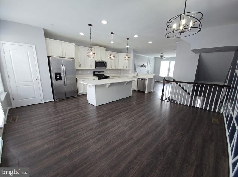 211 Spring Bank Ave, Frederick, MD 21701