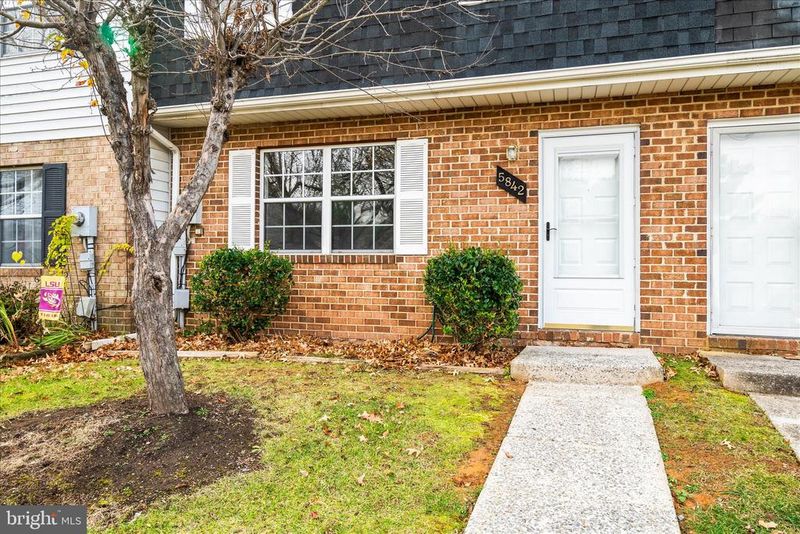 5842 Holly Hock Pl, Frederick, MD 21703