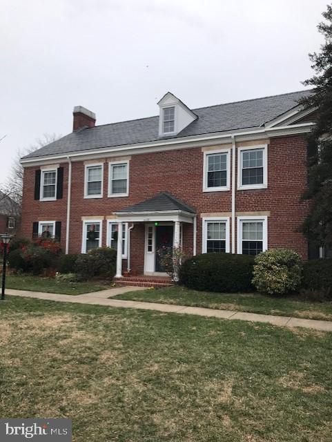 4439 36th St S #B2, Arlington, VA 22206