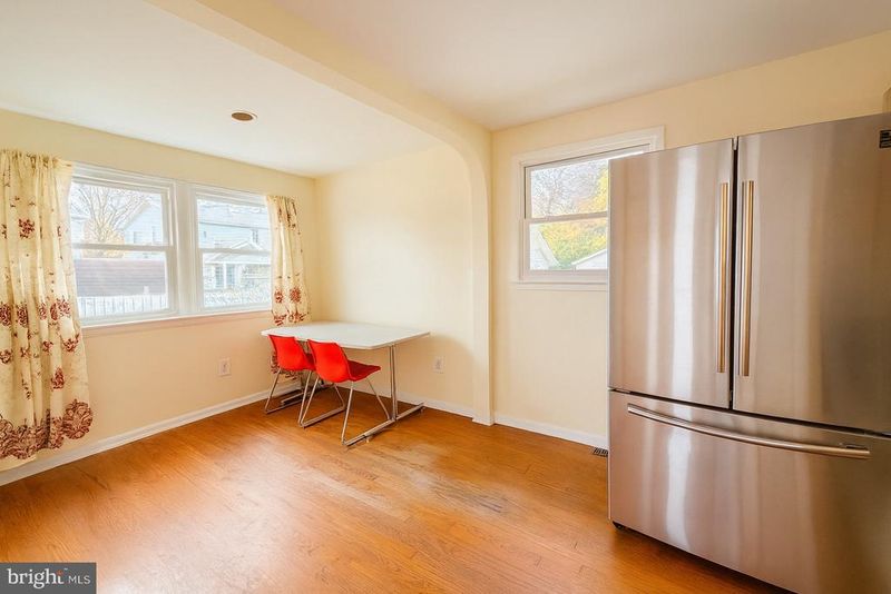 402 Horners Ln, Rockville, MD 20850