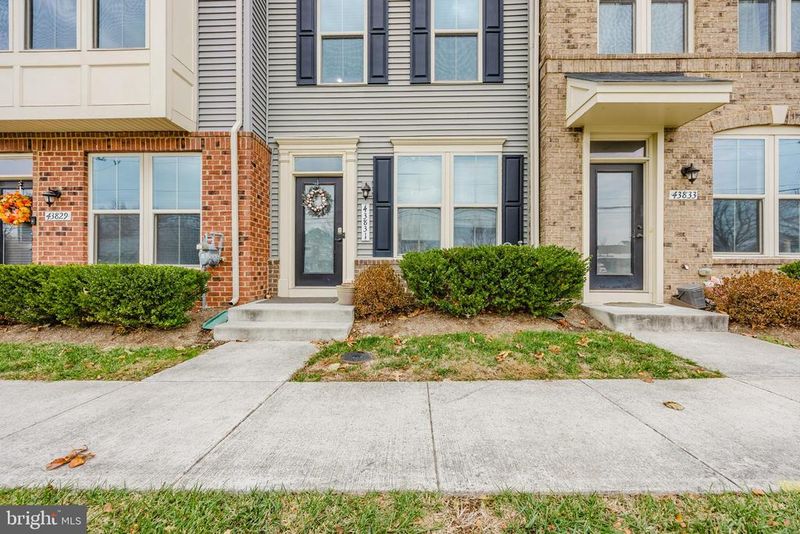 43831 Stubble Corner Sq, Ashburn, VA 20147