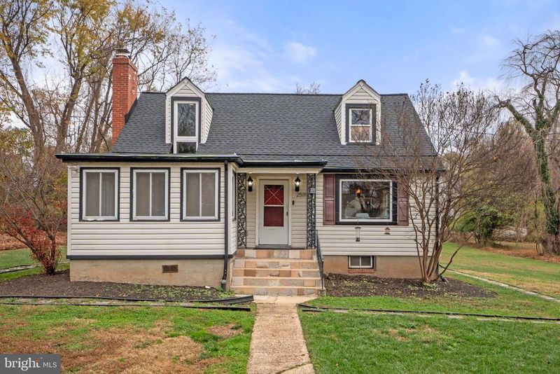 2531 Ogden St, Falls Church, VA 22043