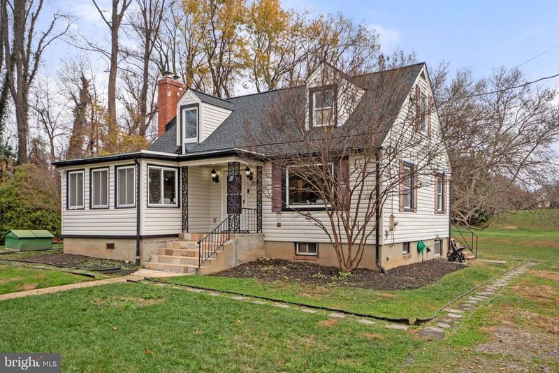 2531 Ogden St, Falls Church, VA 22043
