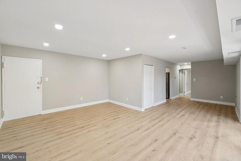 3138 Brinkley Rd #102, Temple Hills, MD 20748