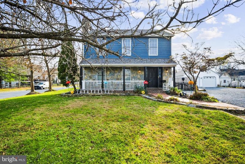 220 E Colonial Hw, Hamilton, VA 20158