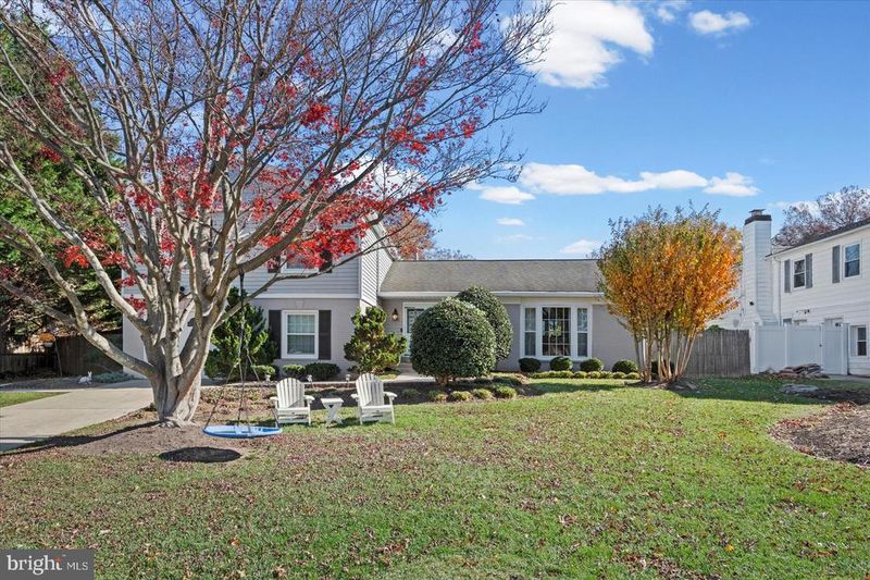14833 Rocking Spring Dr, Rockville, MD 20853