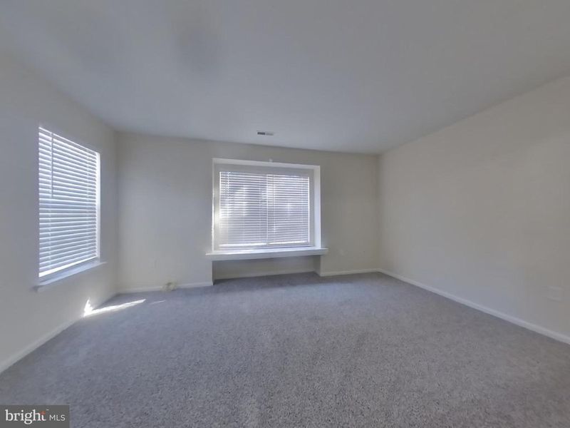 4192 Bluebird Dr, Waldorf, MD 20603