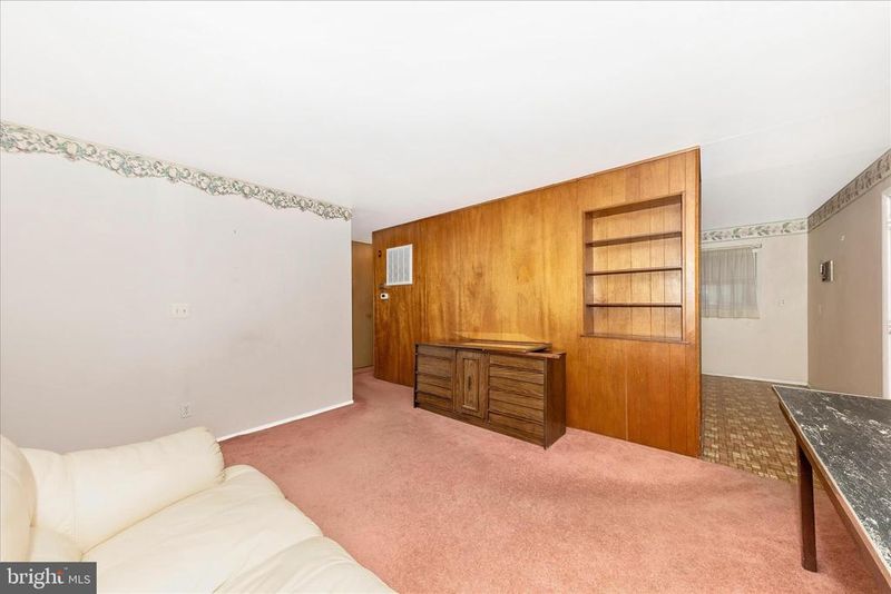 417 Logan St, Frederick, MD 21701