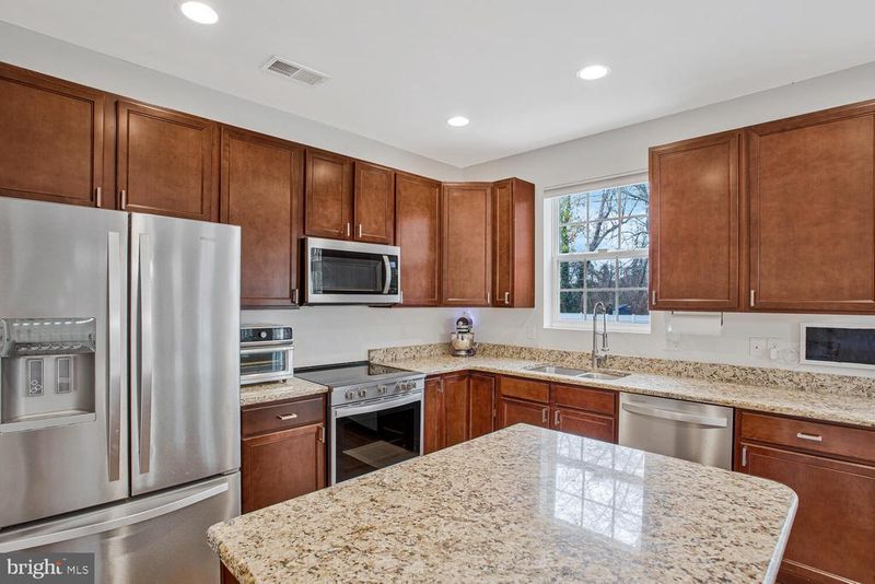 703 Trapper Way, Deale, MD 20751