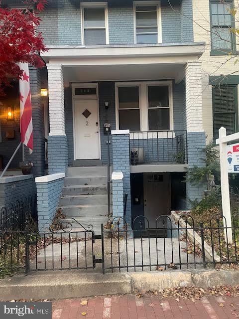 906 I St SE #1, Washington, DC 20003