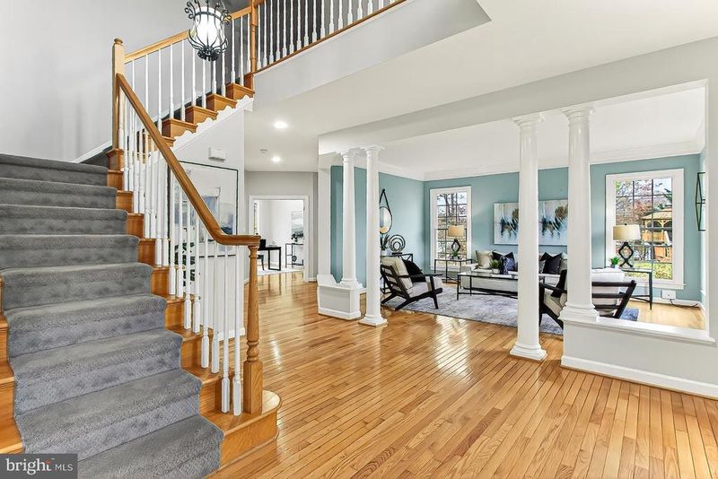 6209 Waterlily Ct, Alexandria, VA 22310