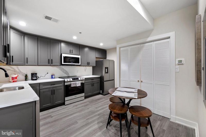 0 3517 14th St NW #B01, Washington, DC 20010
