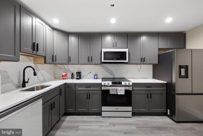 0 3517 14th St NW #B01, Washington, DC 20010