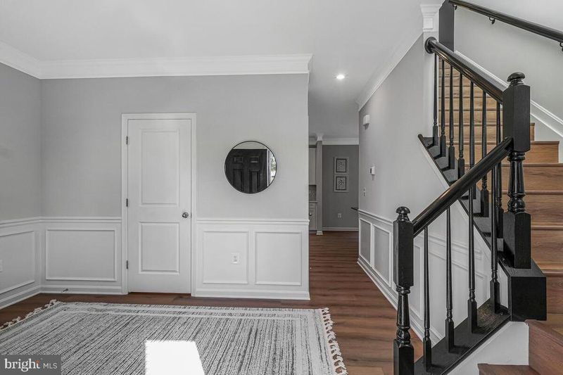 6100 Wesson Dr, Suitland, MD 20746