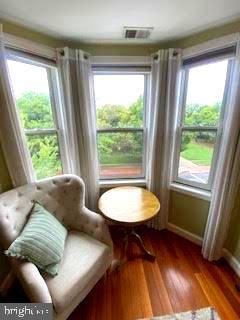 1305 E Capitol St SE #302, Washington, DC 20003