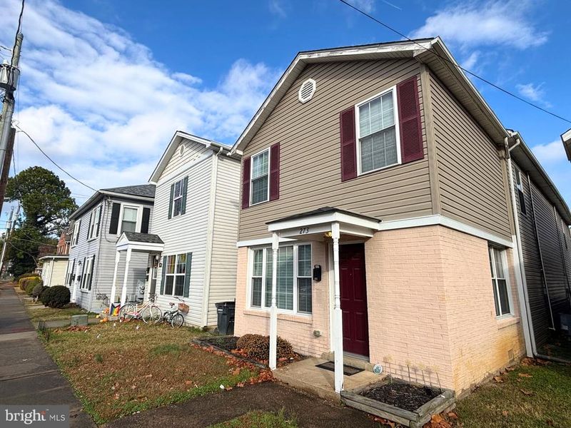 273 4th Ave #101, Quantico, VA 22134