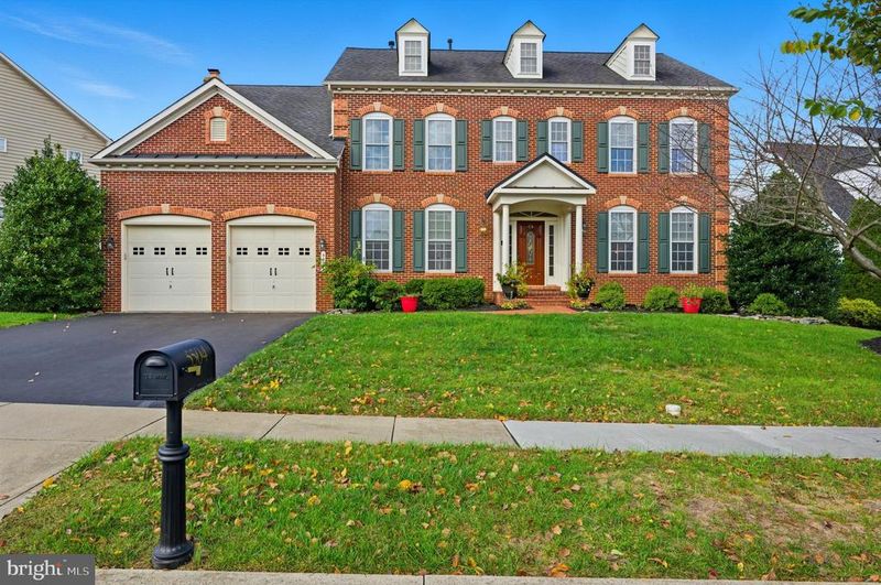 5504 Young Family Trl E, Adamstown, MD 21710