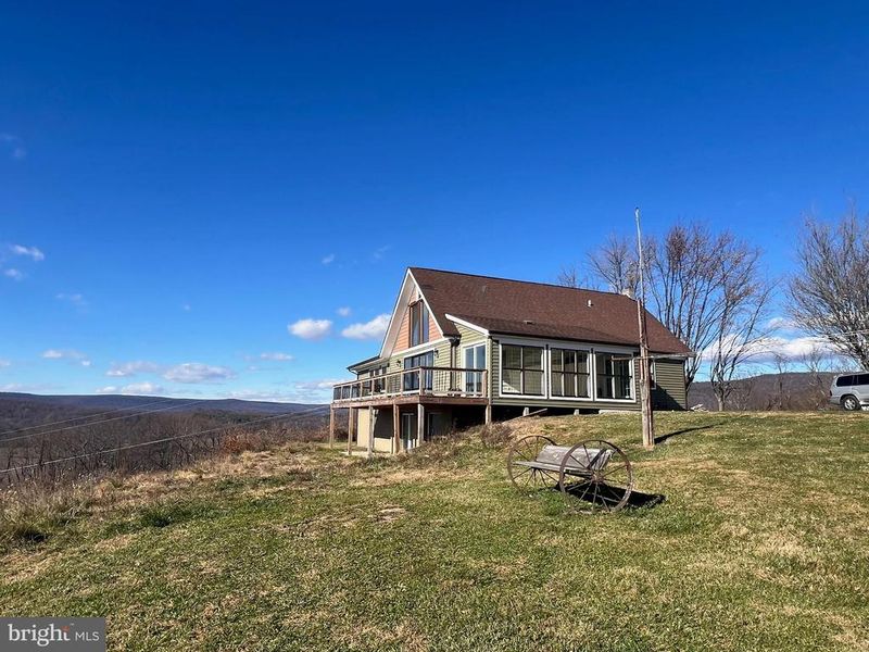 11533 Wolfsville Rd, Myersville, MD 21773