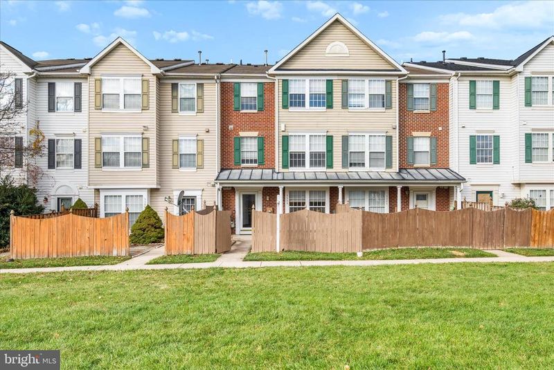 5306 Regal Ct, Frederick, MD 21703