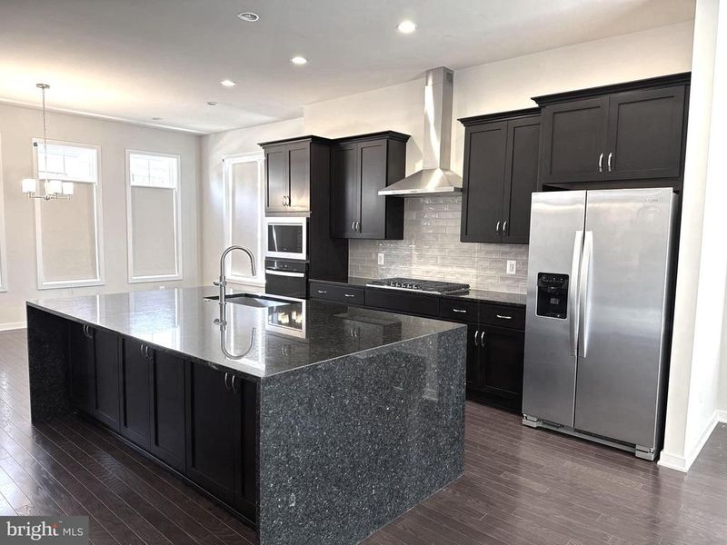 22188 Webster Park Ter, Ashburn, VA 20148