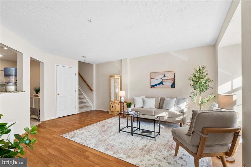 5306 Regal Ct, Frederick, MD 21703
